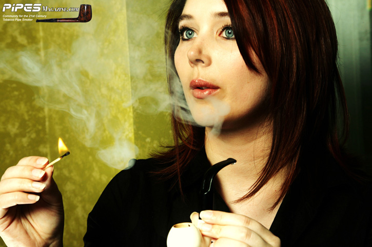 chelsea-smoking-meerschaum.jpg