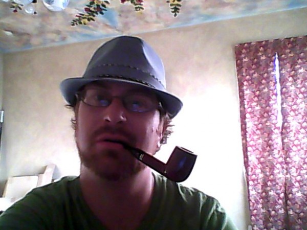 me-with-pipe-600x450.jpg