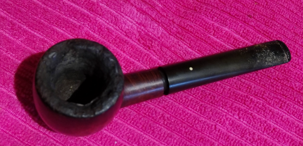abused-1943-dunhill1-600x290.png