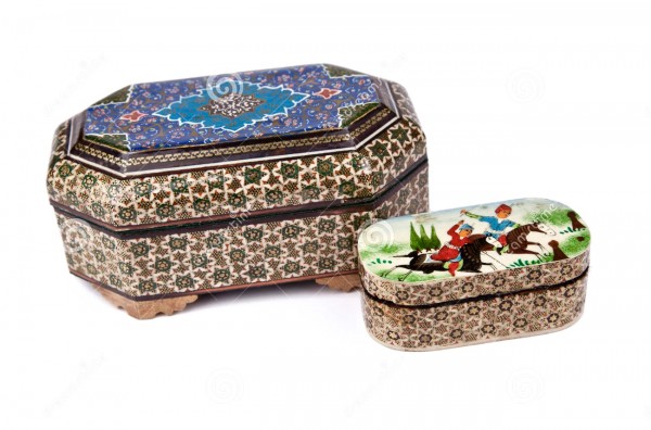 traditional-persian-mosaic-handmade-khatam-28355354-600x396.jpg