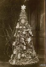 Christmas Tree costume 3.jpg