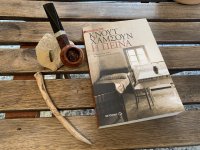 Knut Hamsun - The Hunger (and pipe).JPG