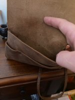 pipes_leather_pouch.jpg