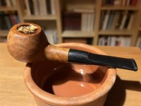 Käpt'n Barsdorf's Bester - noname olivewood basket pipe.jpg