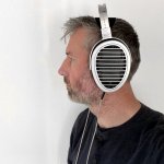 Hifiman-HE1000se-graabein.jpg