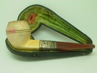 Manhattan Cased Meerschaum Bulldog Before 1.JPG