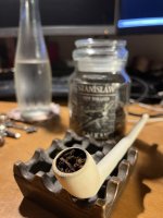 Balkan Latakia - clay pipe.jpg