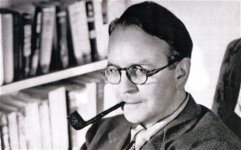 Raymond Chandler.jpg