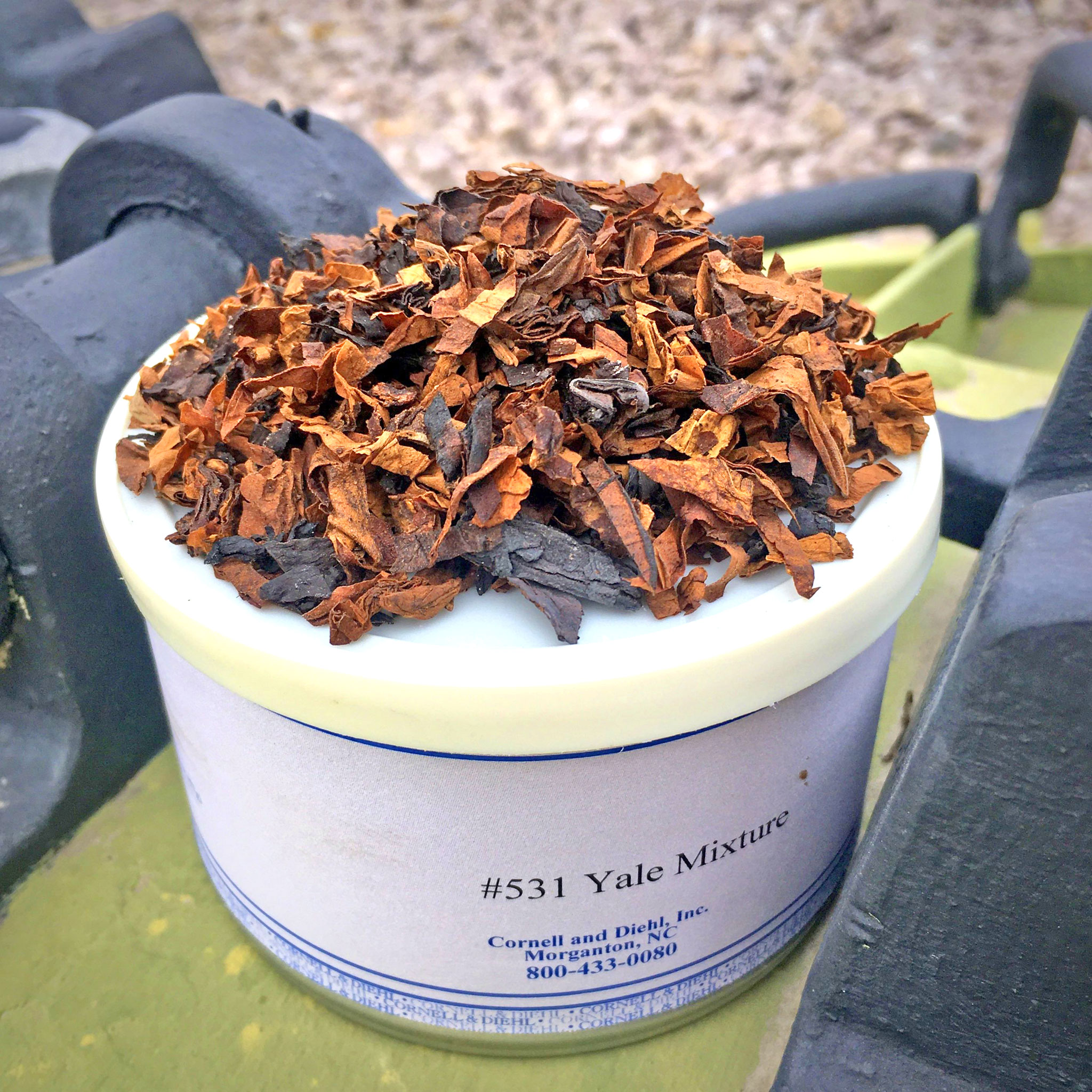 Yale Mixture Tobacco 2010