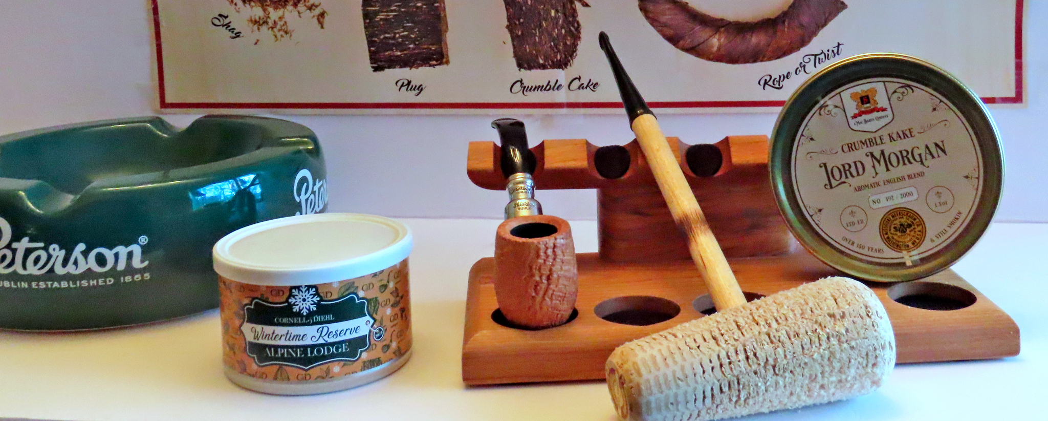 MacArthur Corn Cob Pipe and Tobaccos