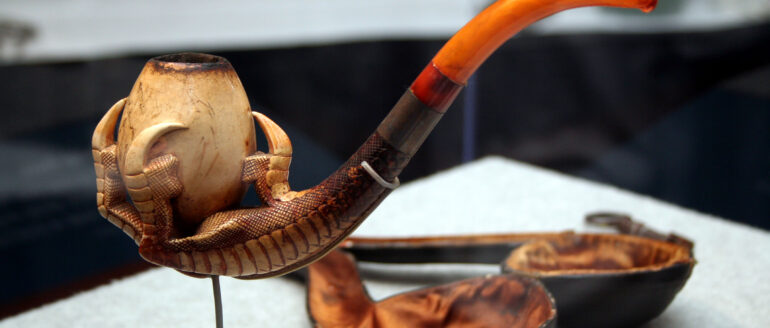 A ‘Meer’ Molding of History