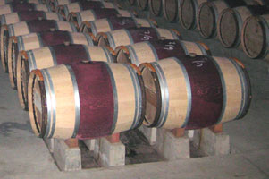 Wine Barrels - Aging Wine in Barrels Effects the Wine Flavor & Aroma